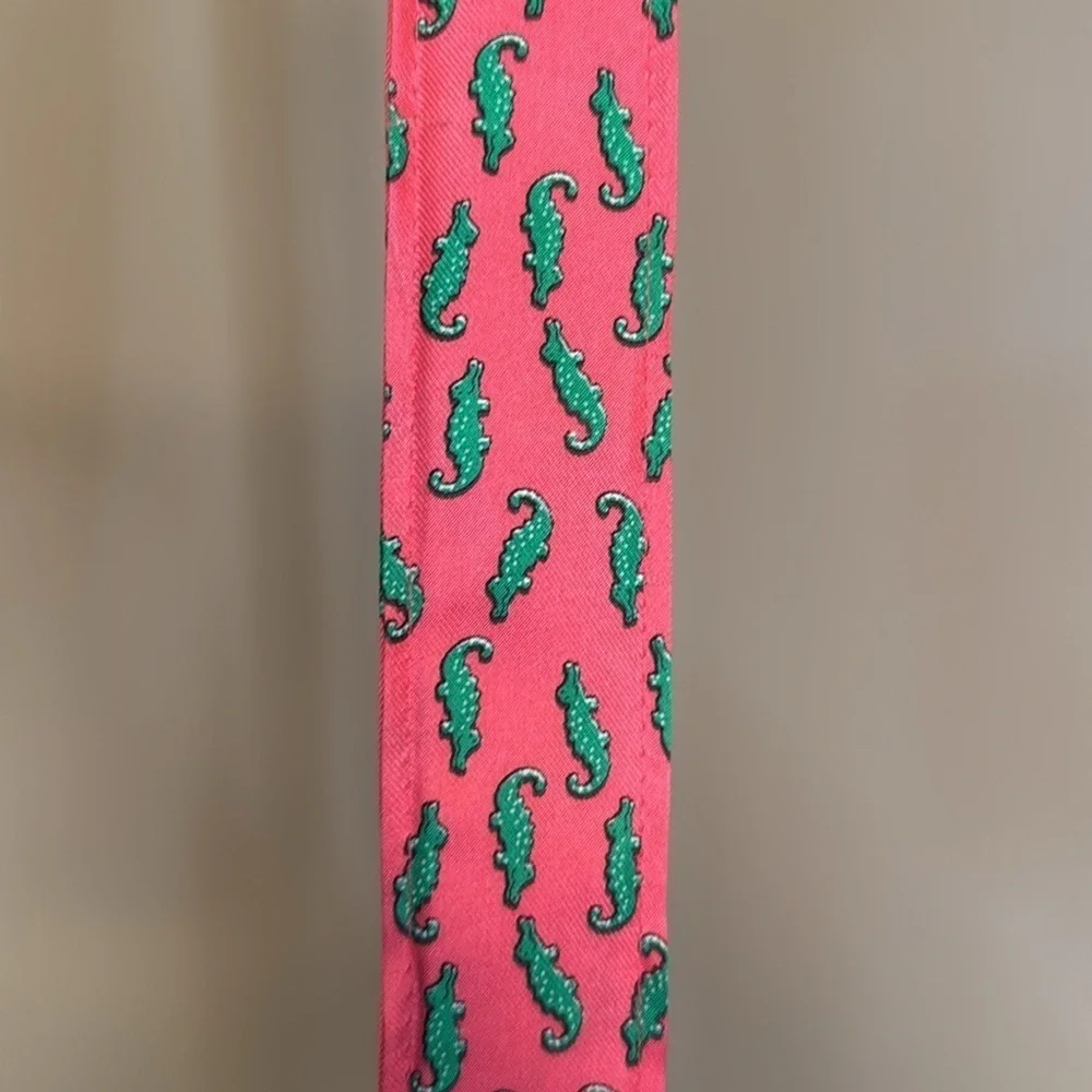 Alynn silk pink crocodile belt size medium or 32 to 34